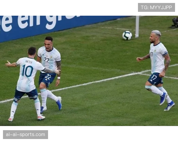 劳塔罗与阿圭罗的终结方式和战术角色差异解析